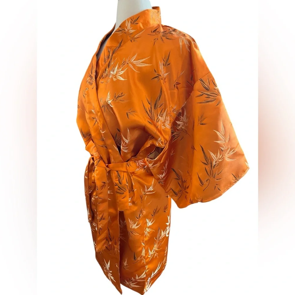 Oriental Orange Kimono Robe with Belt and Gold,Copper,Brown Leaf Pattern OS